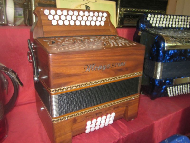 Mengascini